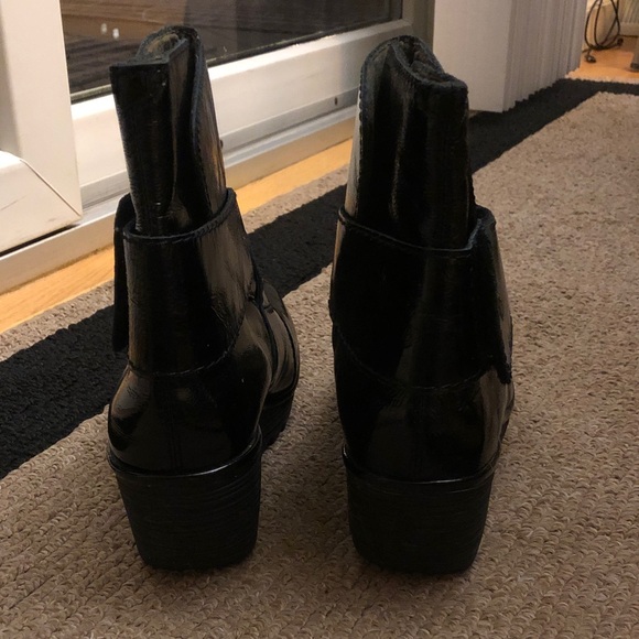 Fly London Ankle patent leather wedge Boots - Picture 4 of 13